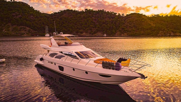 Motor Yacht Azimut 62 Fly VIP