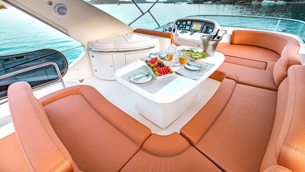 Motor Yacht Azimut 62 Fly VIP