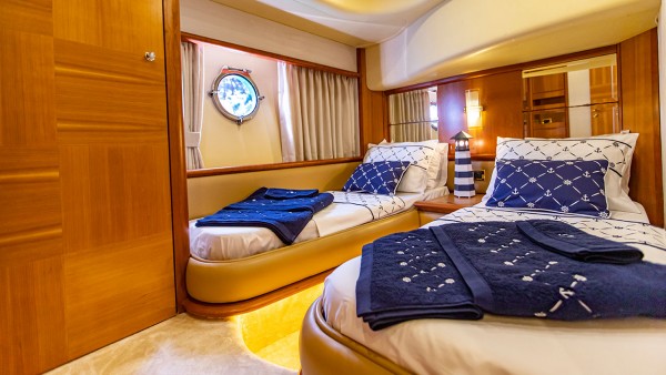 Motor Yacht Azimut 62 Fly VIP