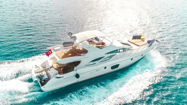 Motor Yacht Azimut 62 Fly VIP