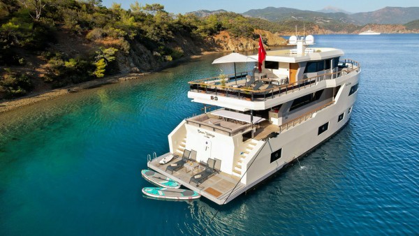 Motor Yacht Cinar Yildizi