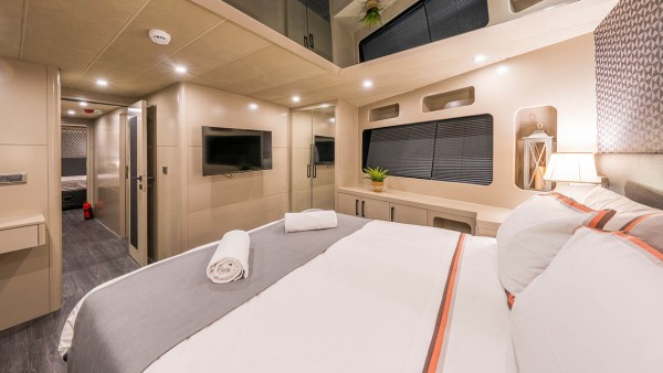 Motor Yacht Jr. Simay