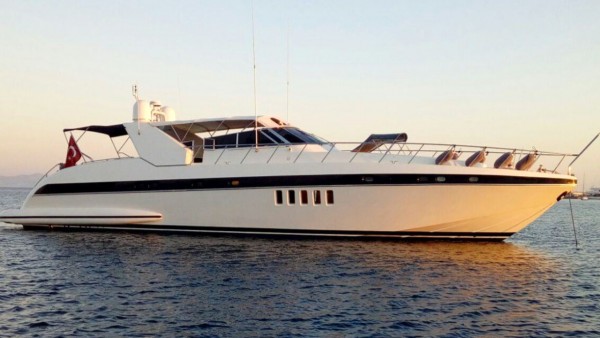 Miracle Motor Yacht