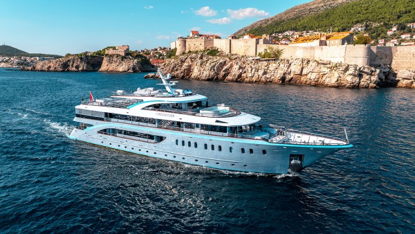 M/Y Freedom Motor Yacht