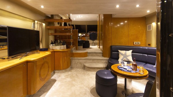 Motor Yacht New Dawn