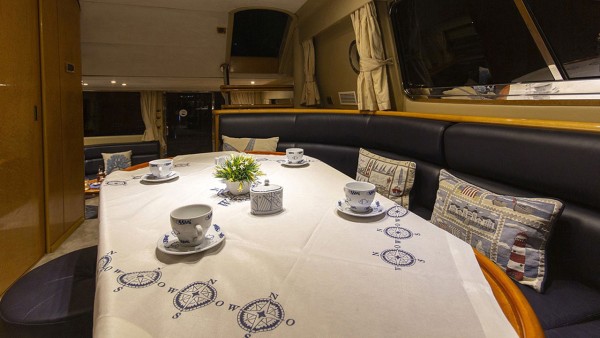 Motor Yacht New Dawn