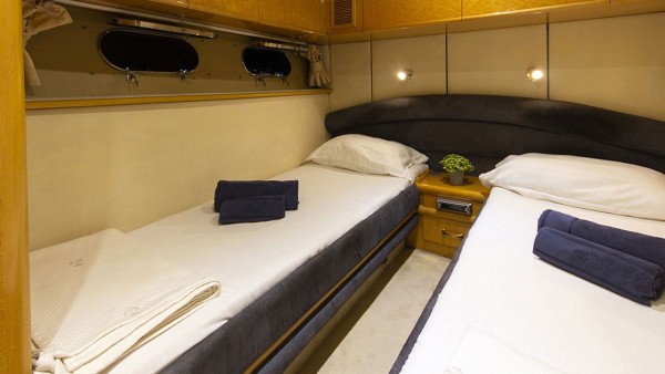 Motor Yacht New Dawn