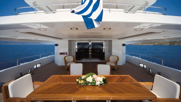 Motor Yacht Oceanos