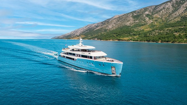 Ohana Motor Yacht