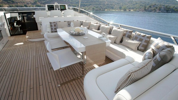 Motor Yacht REM