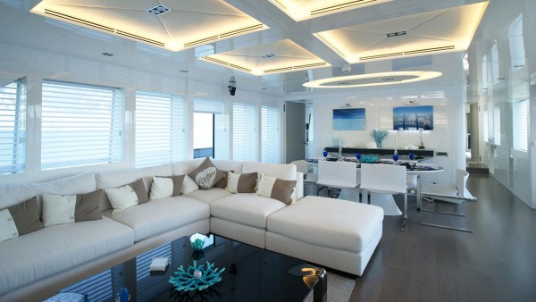 Motor Yacht REM