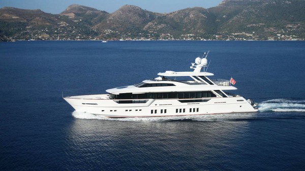 Motor Yacht REM