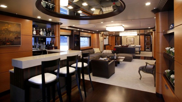 Motor Yacht Serenity II