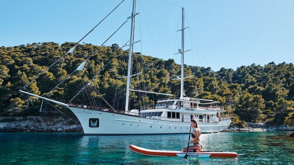 Barca a vela Corsario