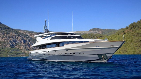 Motor Yacht Crocus