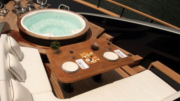 Motor Yacht Harun