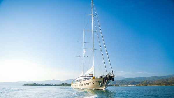 Barca a vela King of the Sea