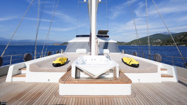 Barca a vela King of the Sea