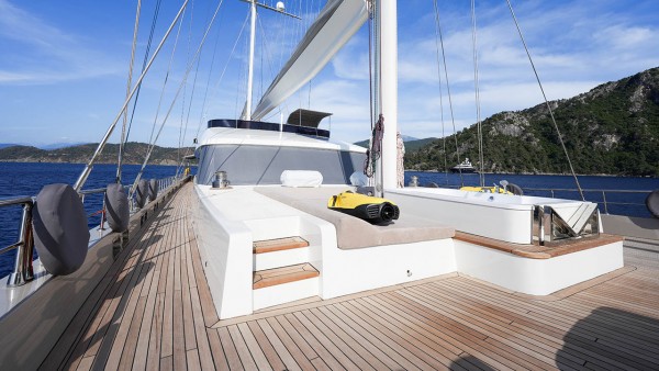 Barca a vela King of the Sea
