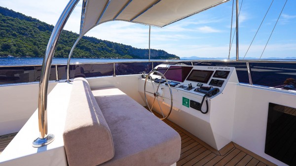 Barca a vela King of the Sea