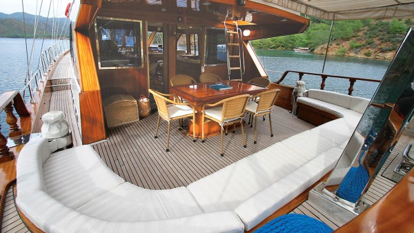 Caicco Serenity 70